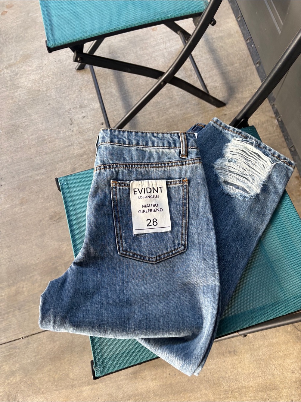 Evidnt Malibu Girlfriend Jeans in Blue - Size 28